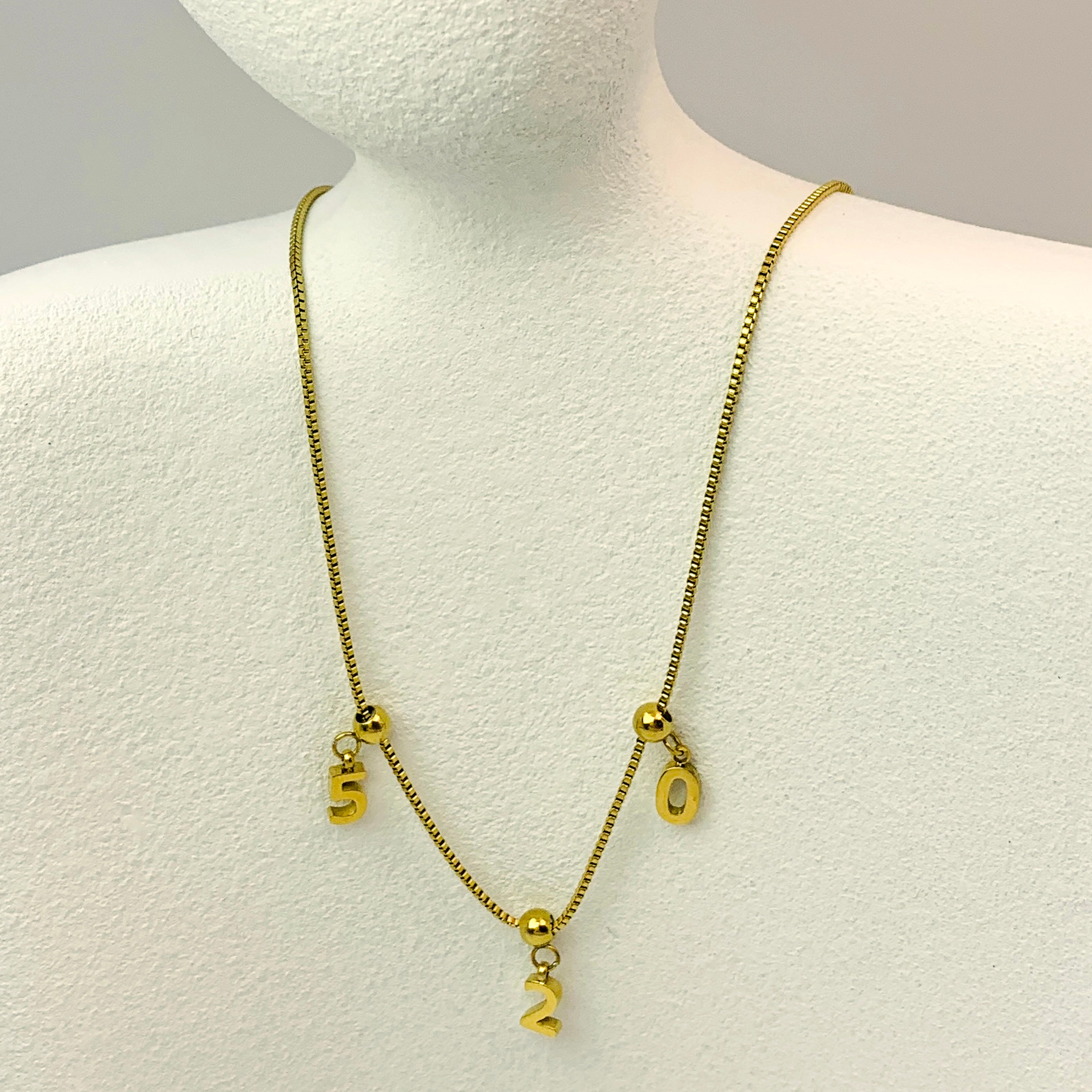 Collar personalizado con fecha especial