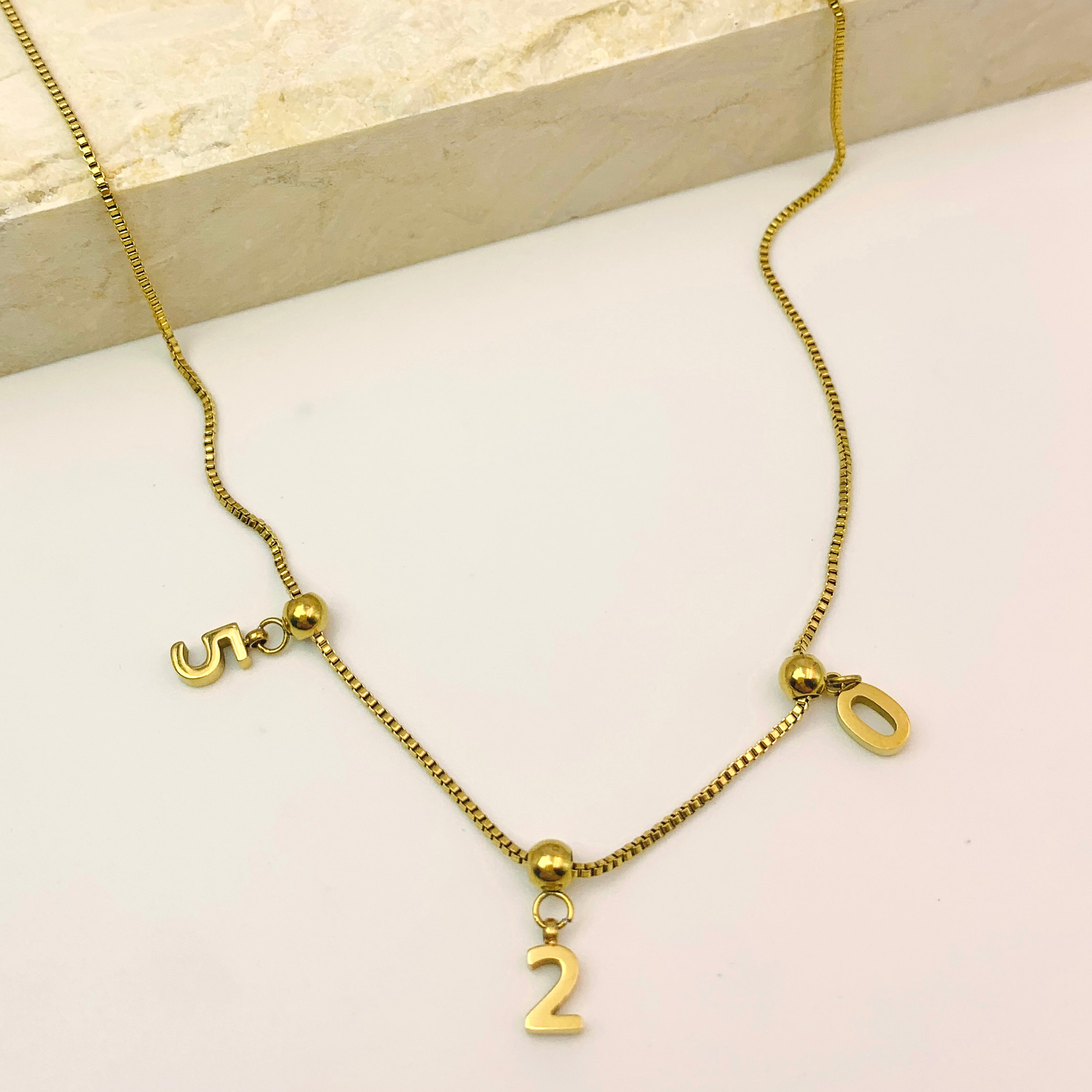 Collar personalizado con fecha especial