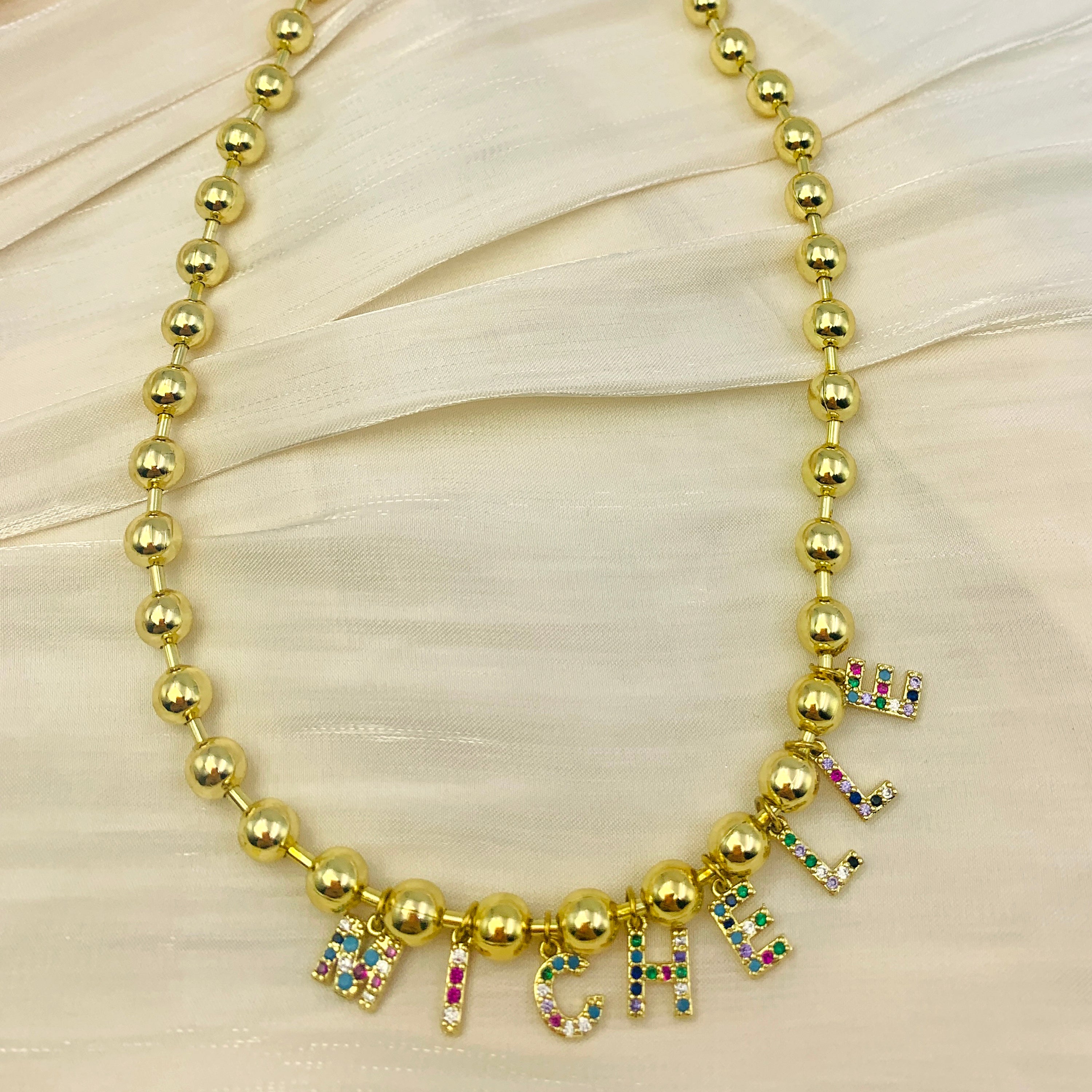 Collar personalizado de cuentas de arcoíris