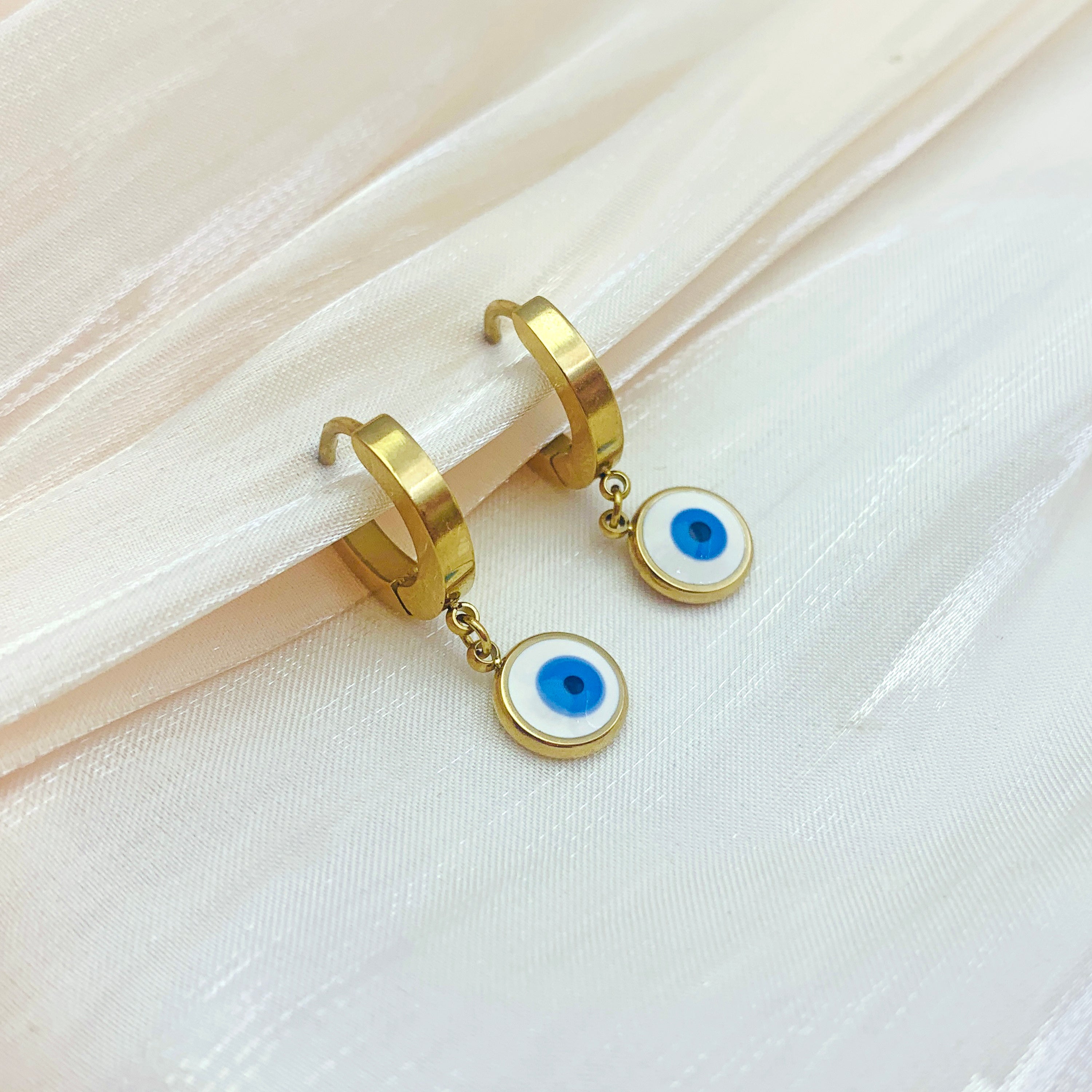 Aros de aura mística