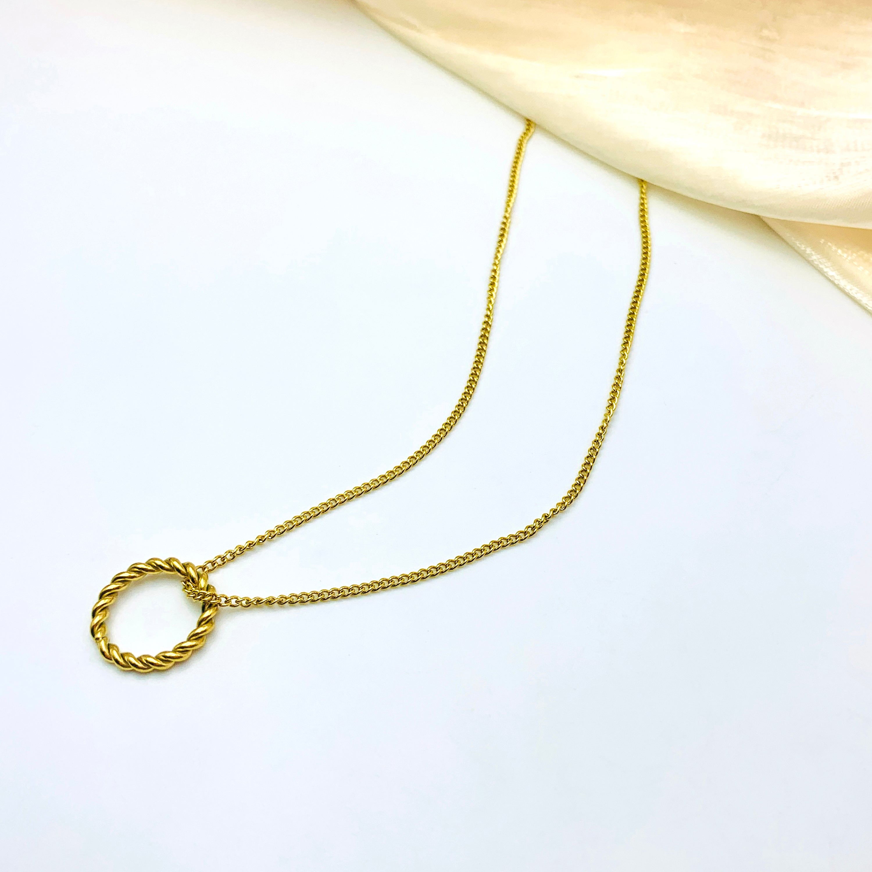 Circle Texture Necklace