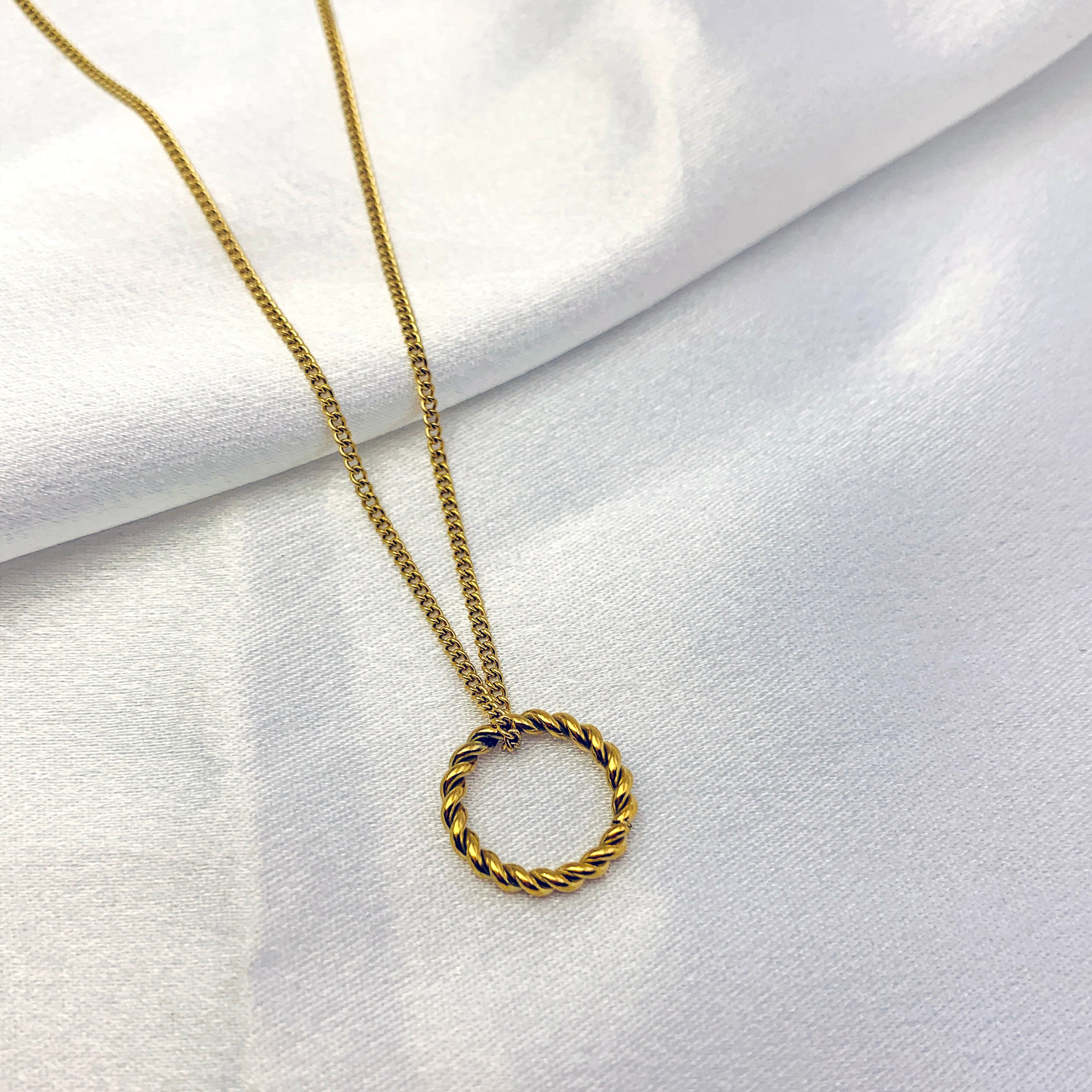 Circle Texture Necklace