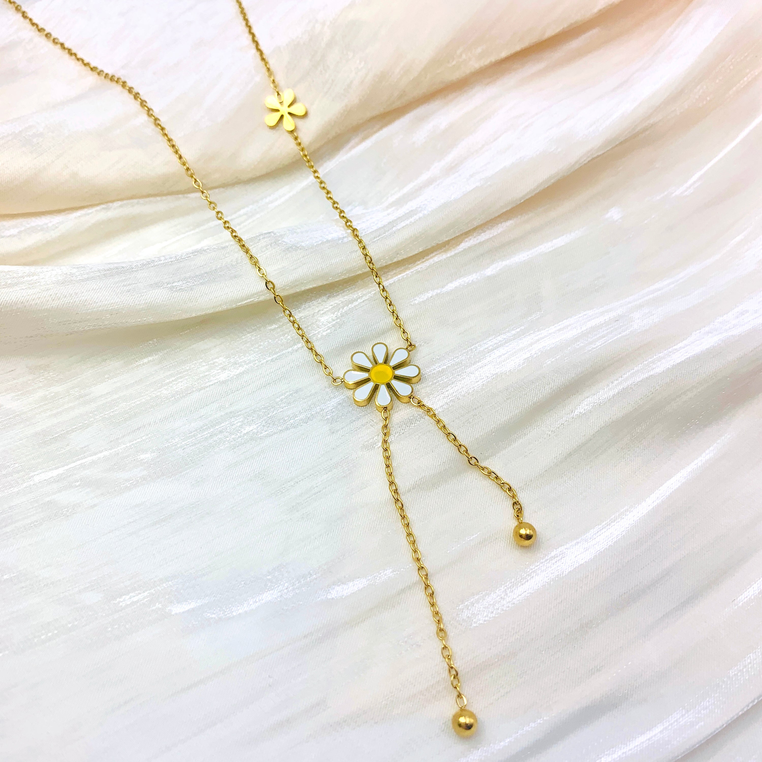 Fresh Blossom Necklace