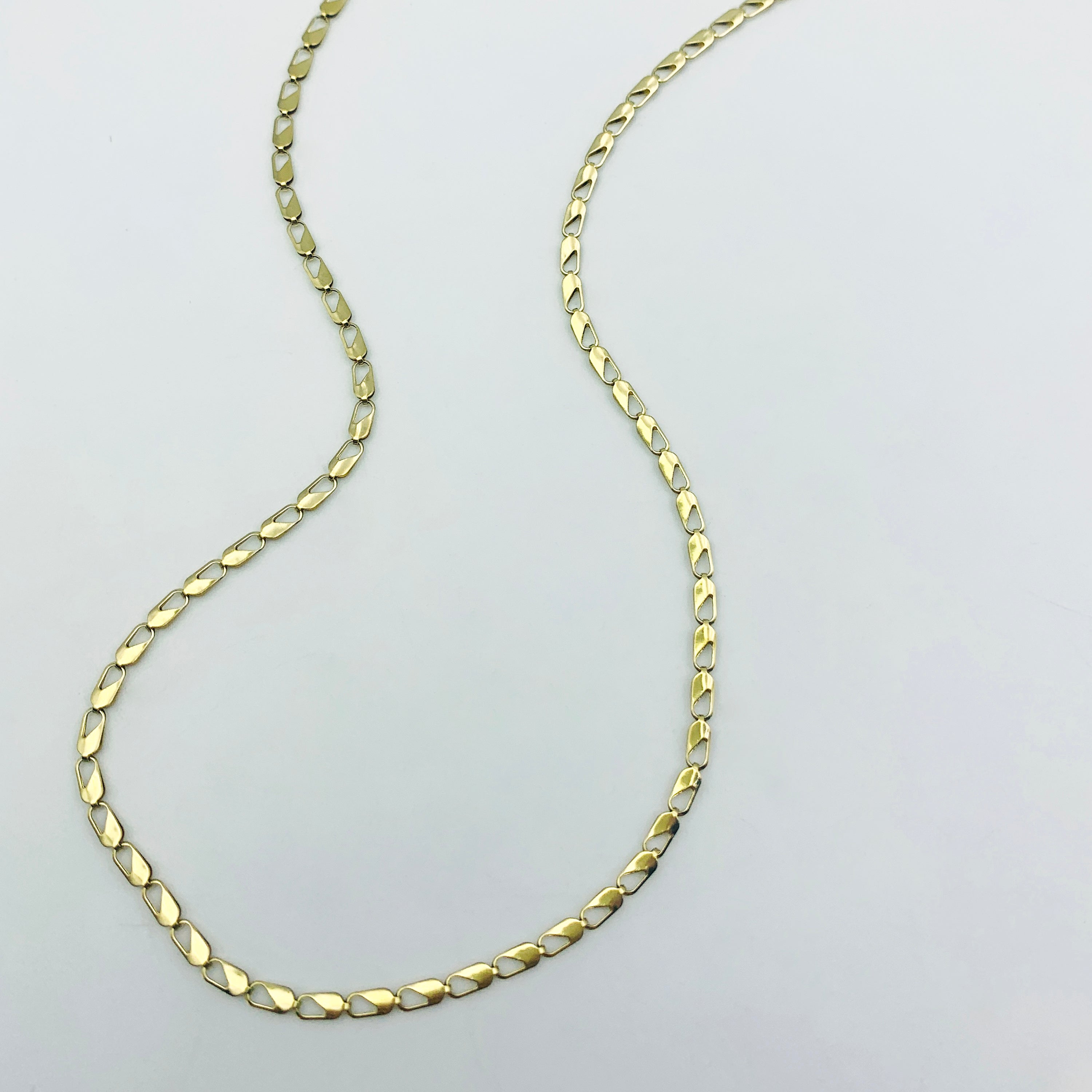 Essence Chain Necklace