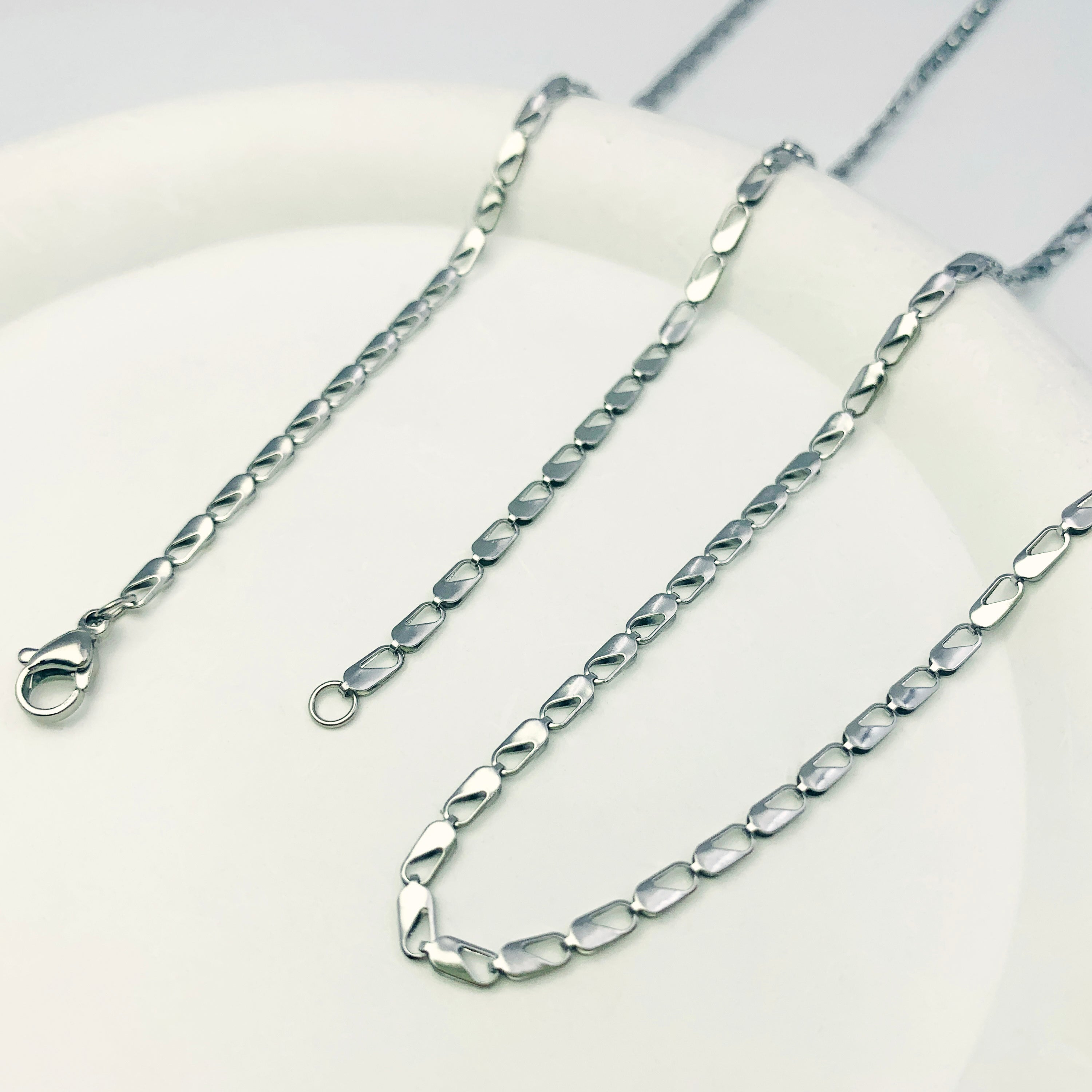 Essence Chain Necklace