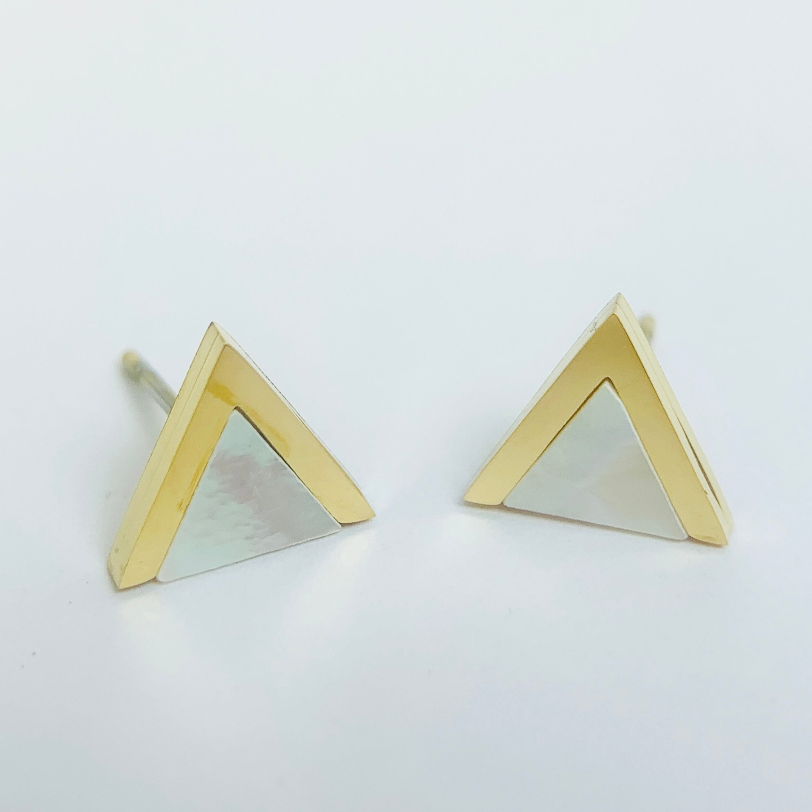 Minimalist Triangle Set