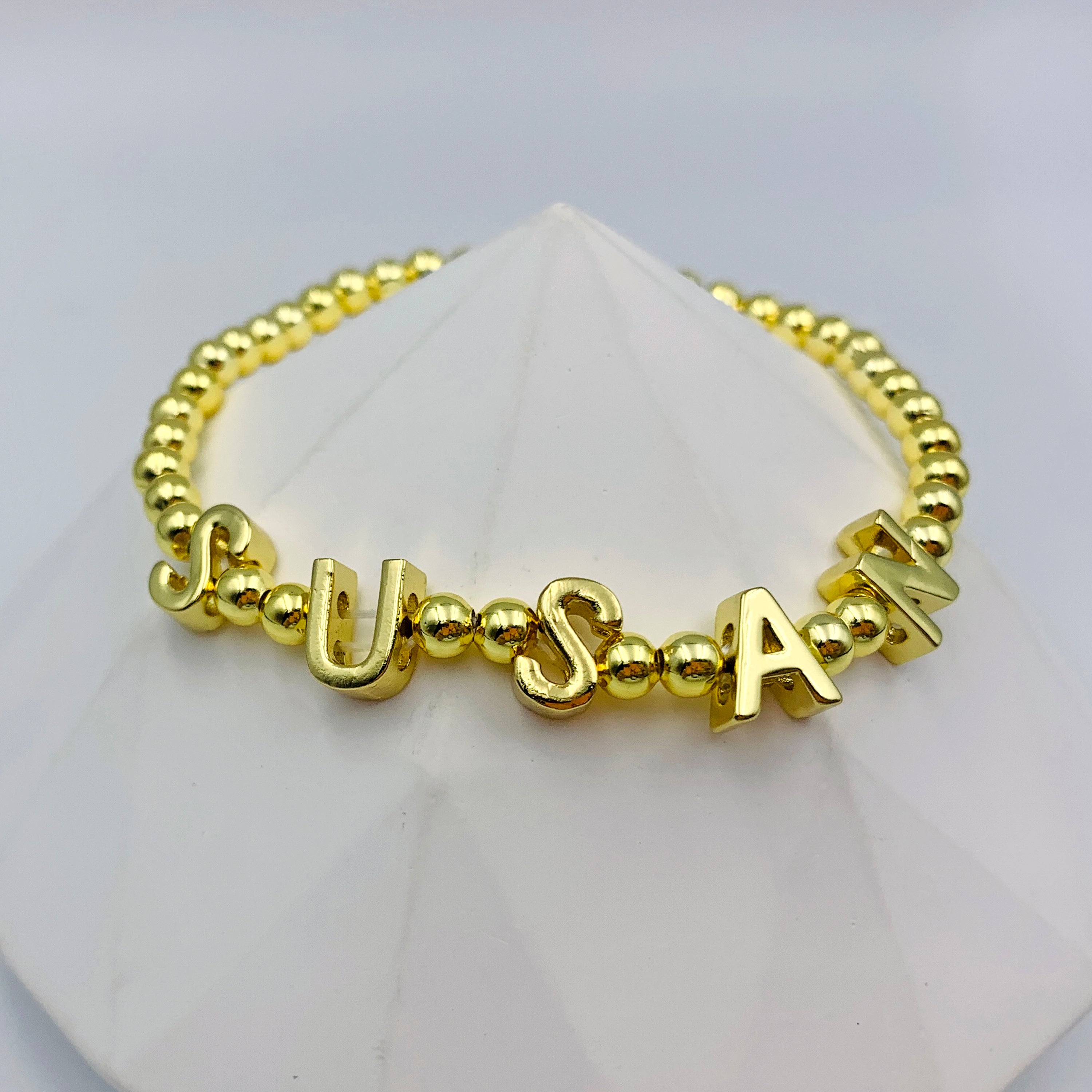 Pulsera personalizada de cuentas minimalistas