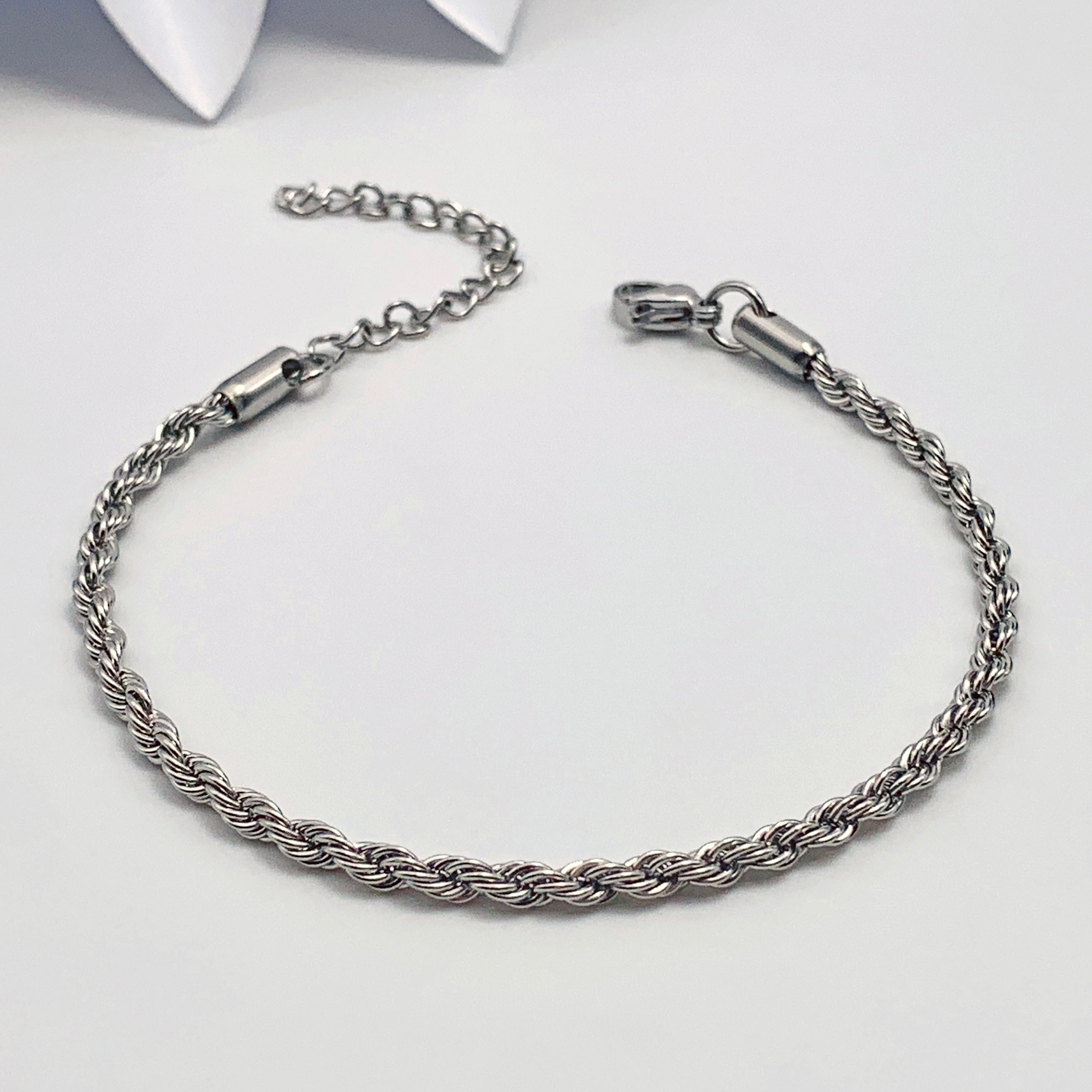 Mini Twisted Chain Bracelet