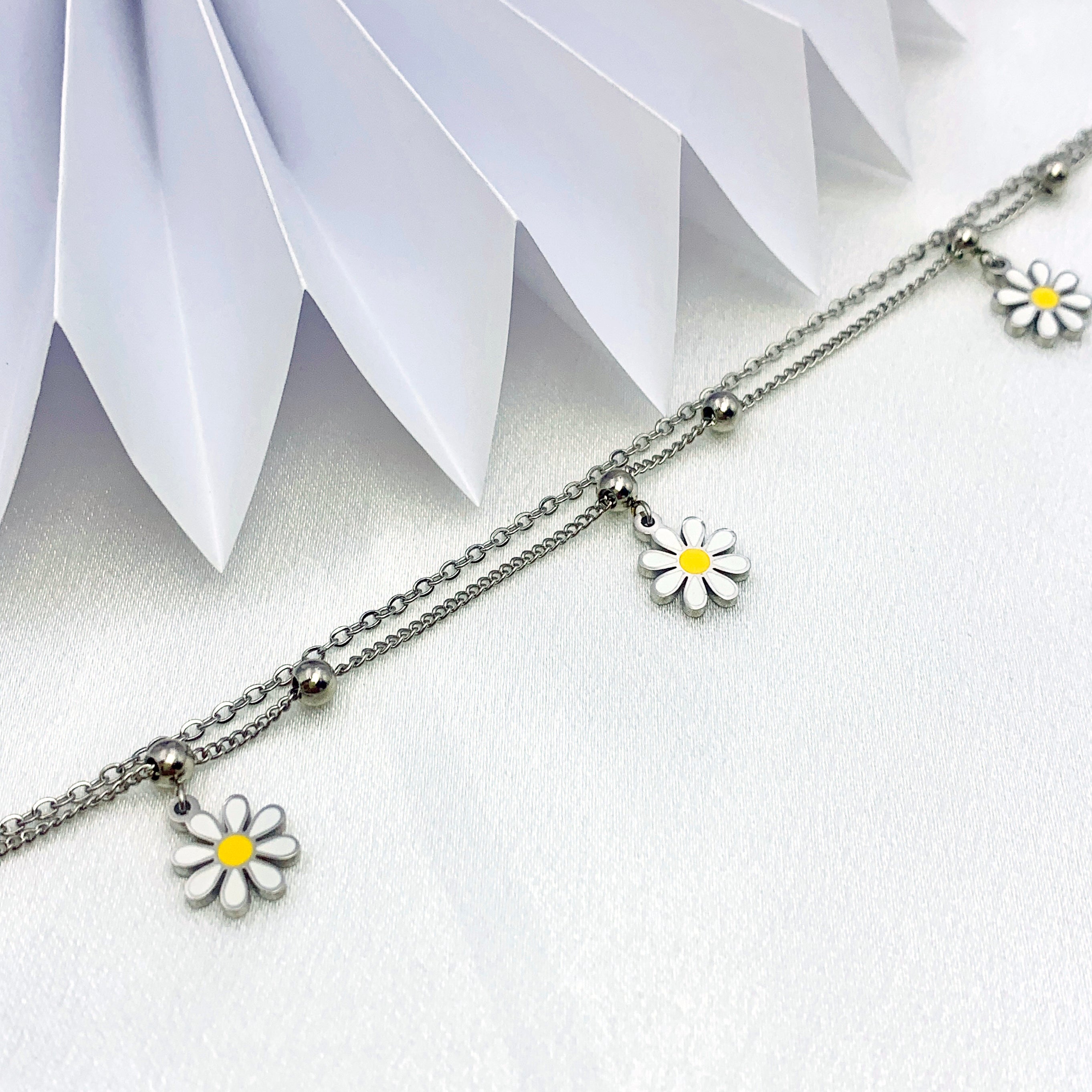 Daisy Charm Bracelet