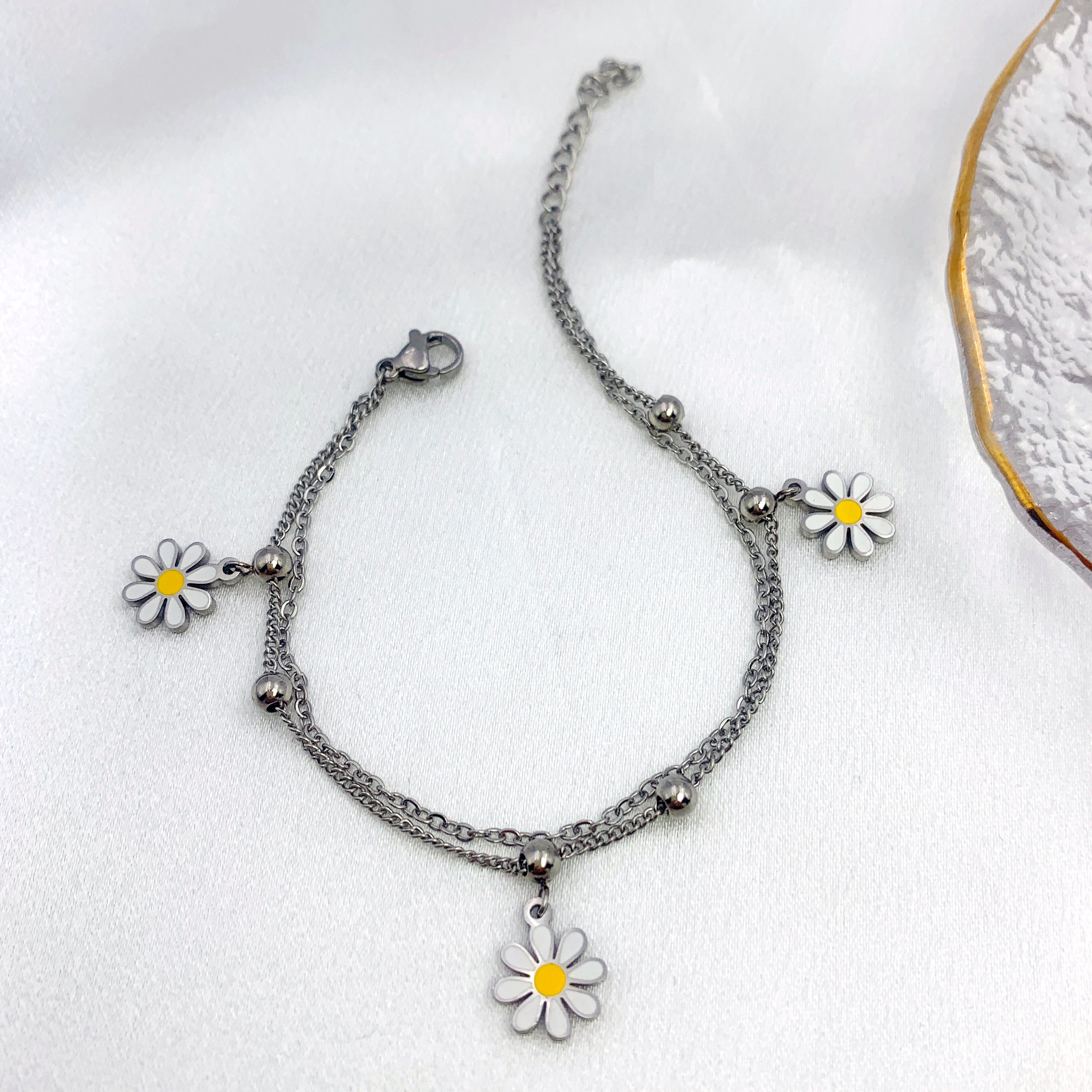 Daisy Charm Bracelet