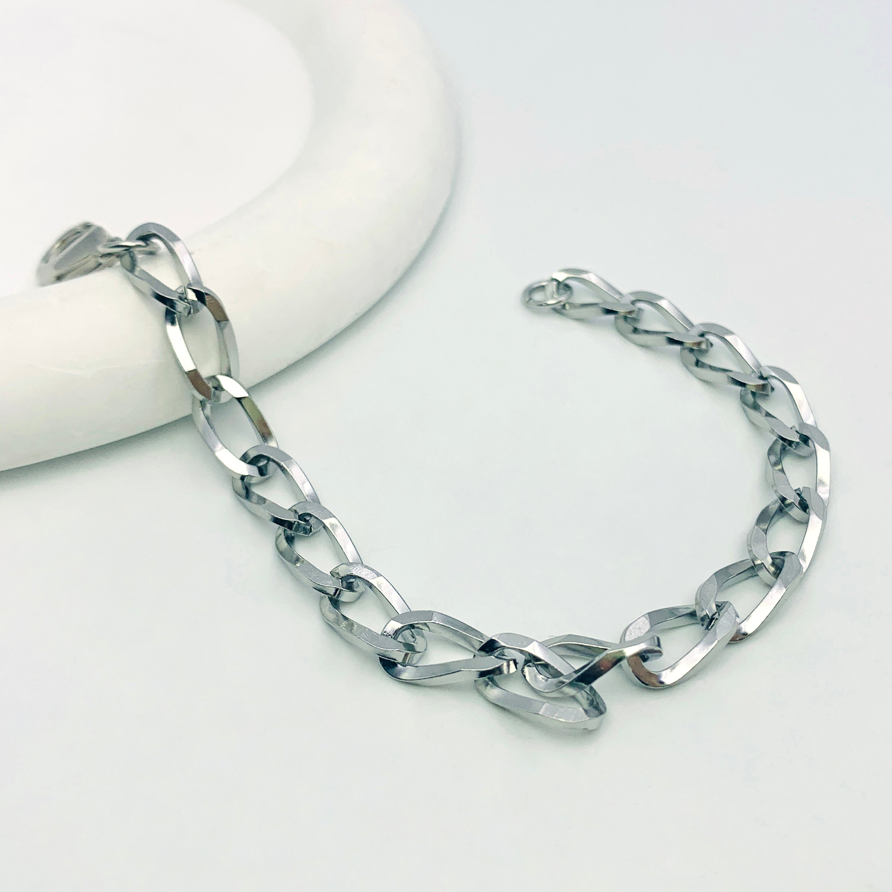 Silver Tone Cable Chain Bracelet