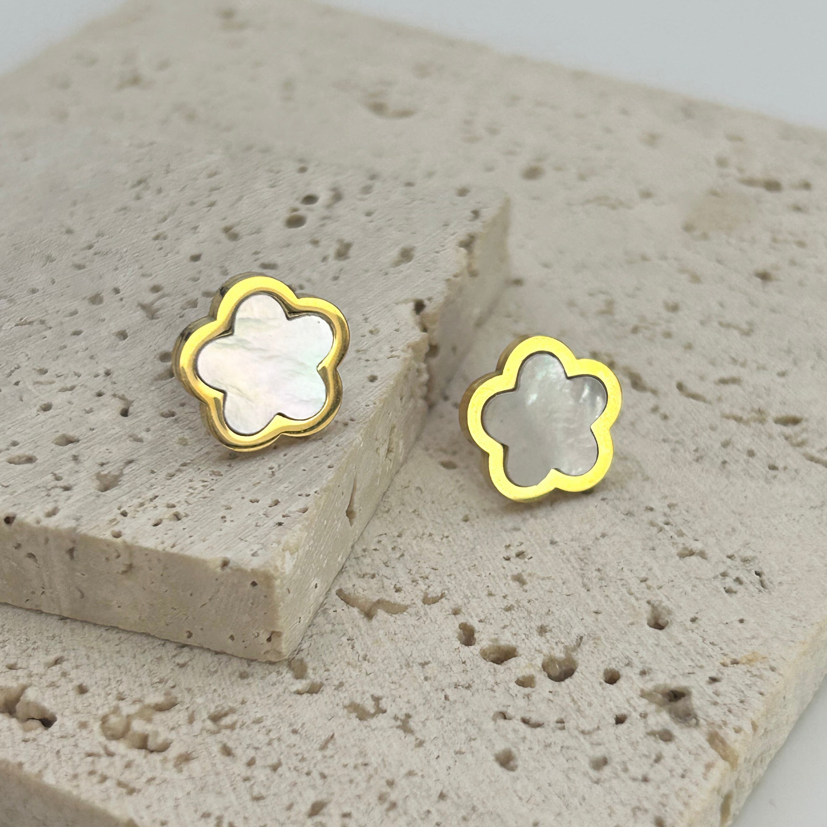 Aloha Flower Studs