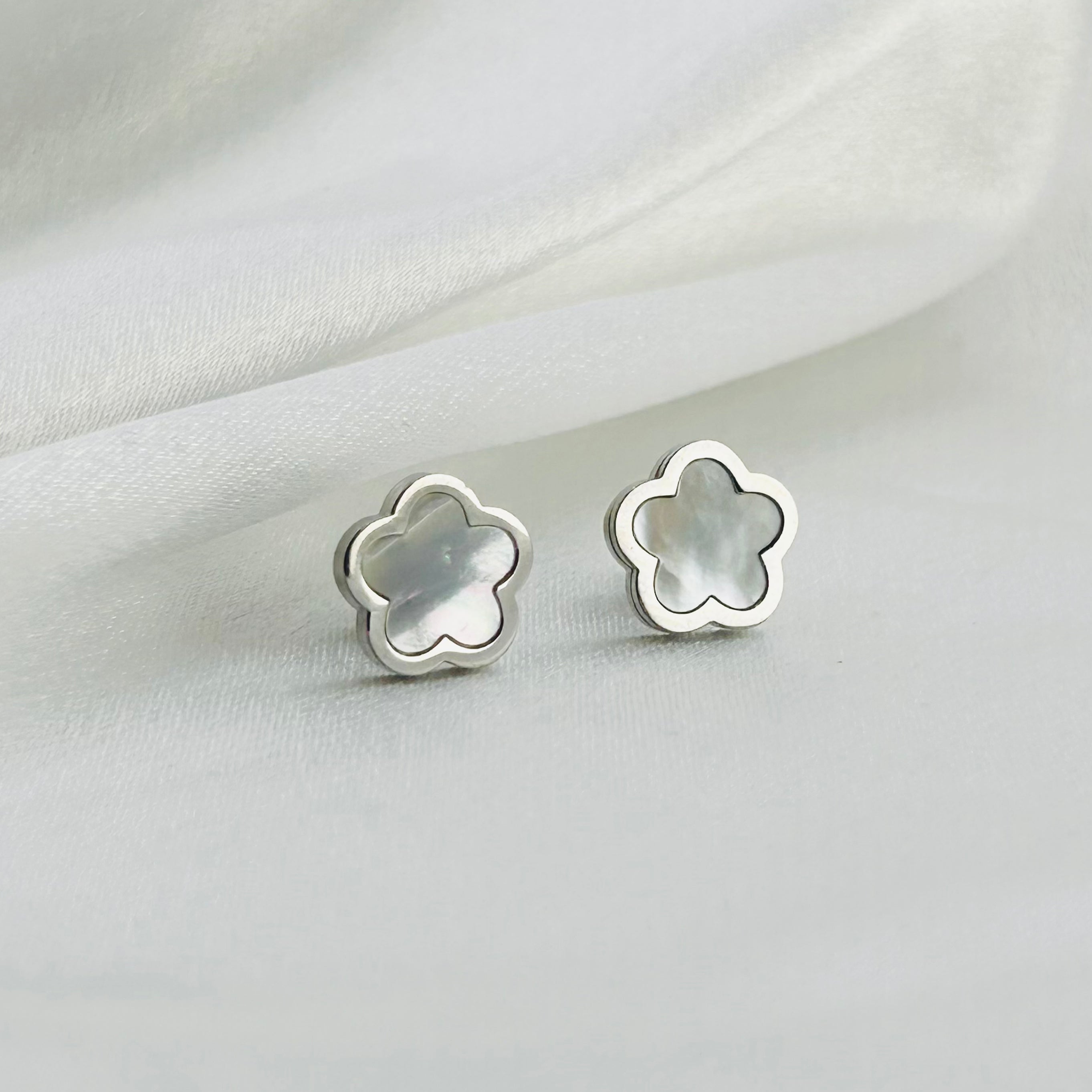 Aloha Flower Studs