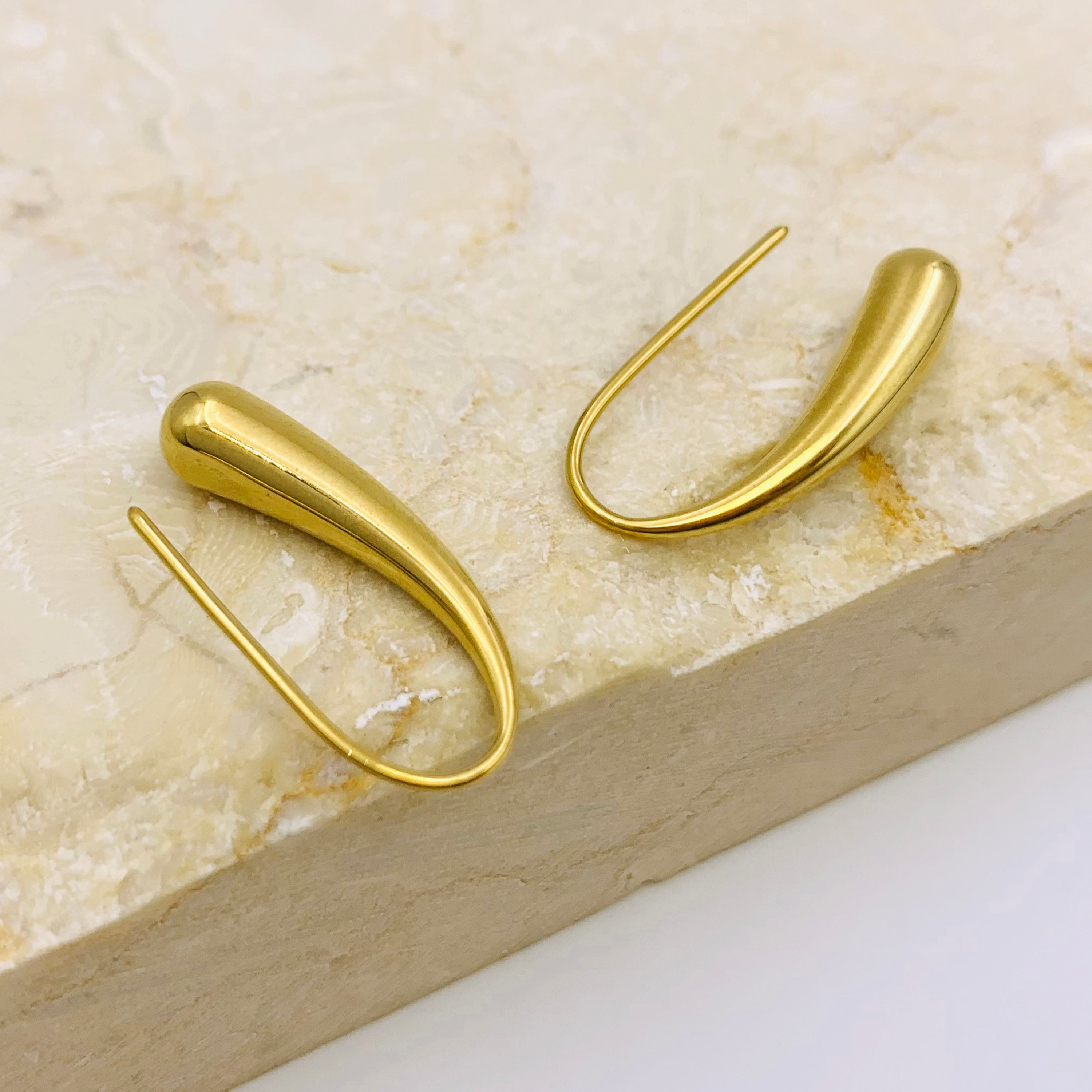 Lina Hoops