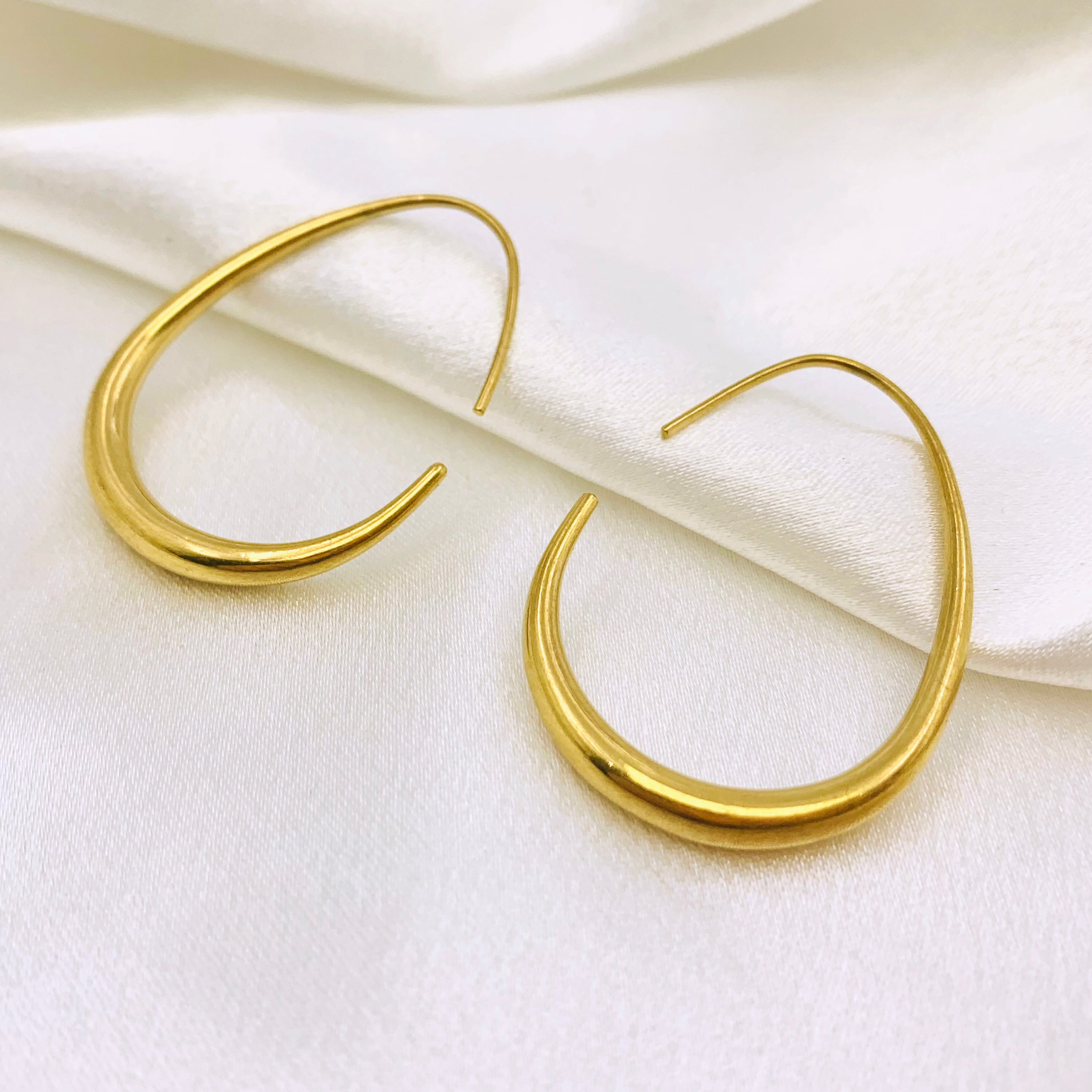 Noor Hoops