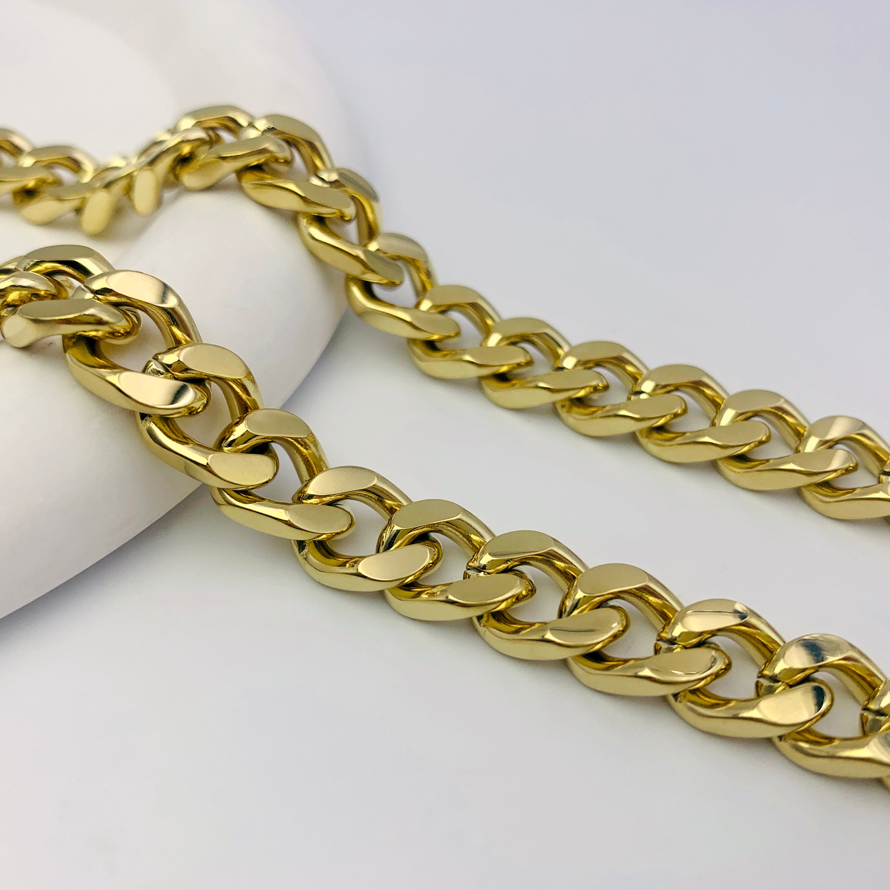 Candela Curb Chain Bracelet