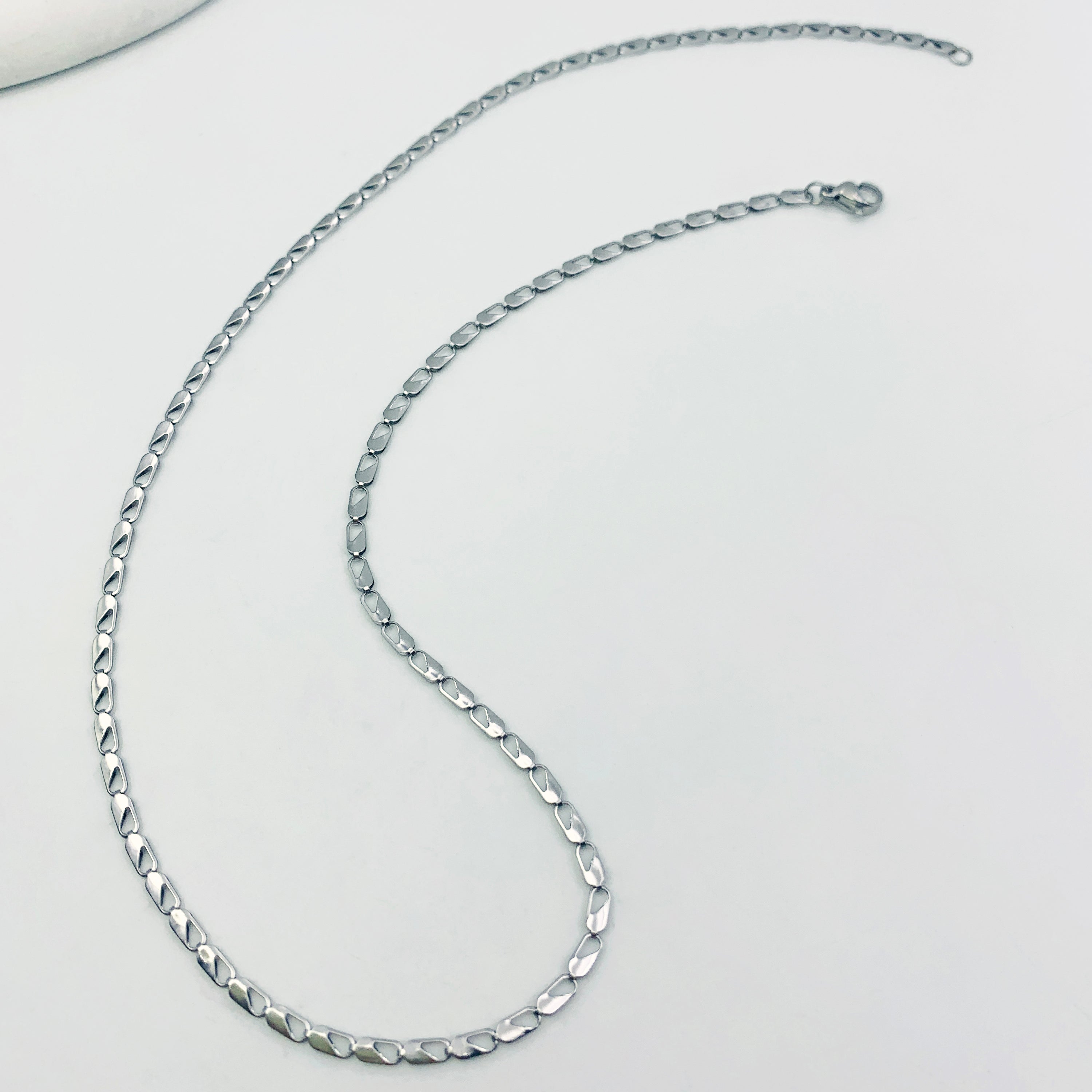 Essence Chain Necklace