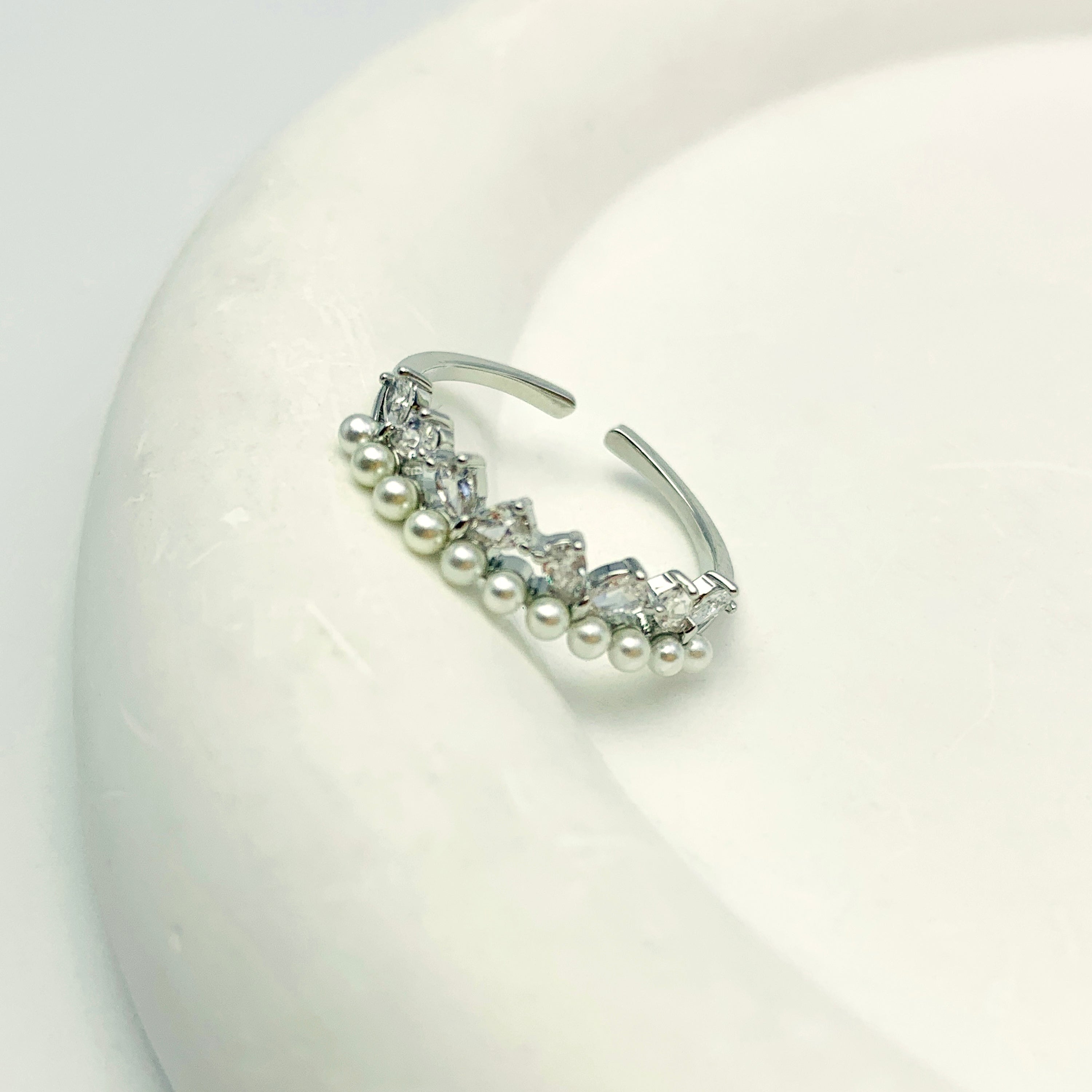 Pearl & Crystal Ring