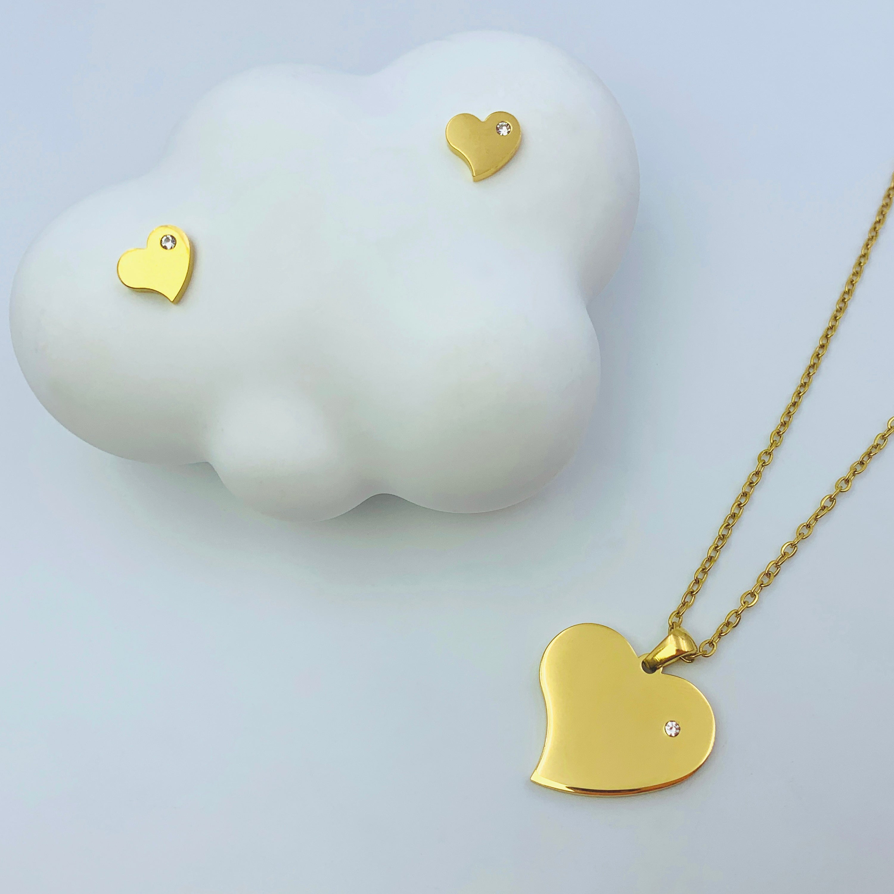 Conjunto de corazón dorado