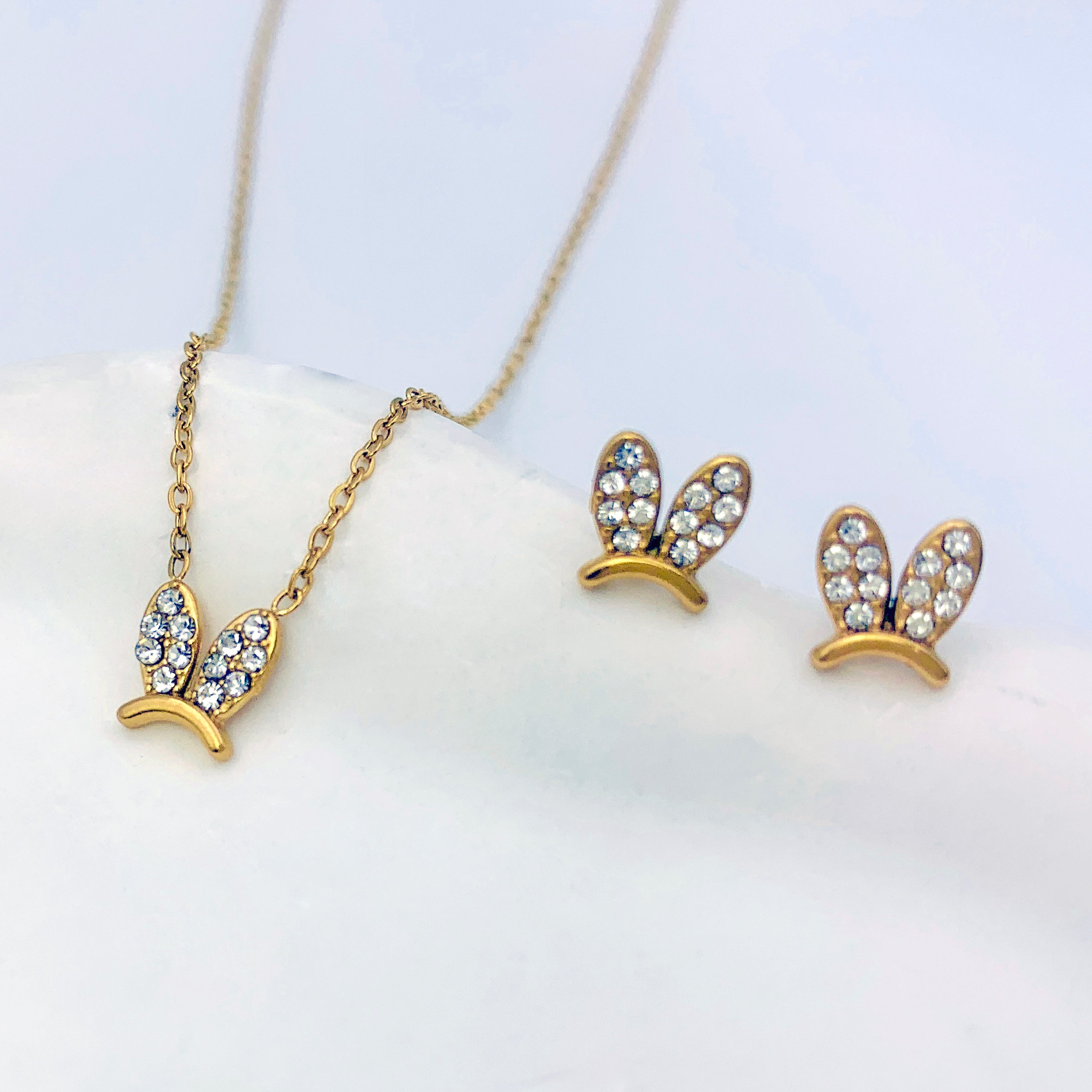 Bunny Ears Pendant Set